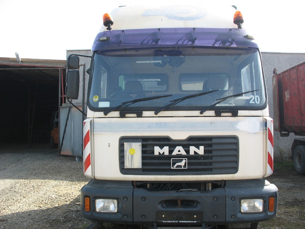 dezmembrari camion  MAN 26.314 6x2 F2001 v