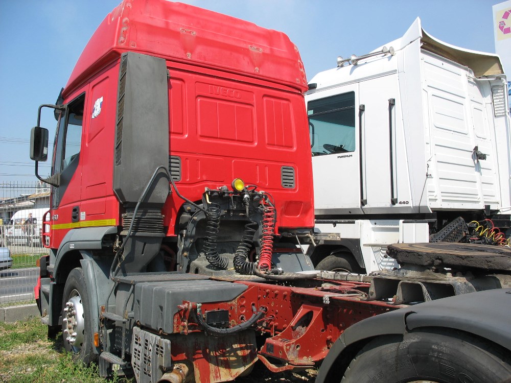 dezmembrari camion Iveco Stralis 430